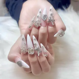 ネイル 🎀erika 長さだし💗モチ最高のネイルデザイン