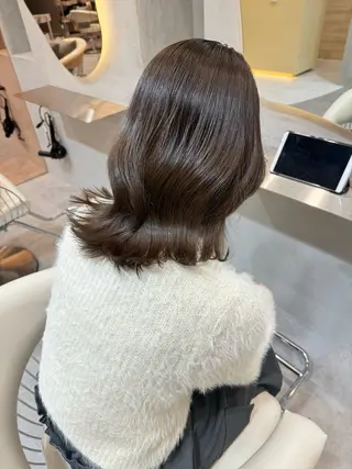 セミロング カラー ヘアアレンジ 🔶似合わせセンター パート/ヤス🔶のヘアスタイル