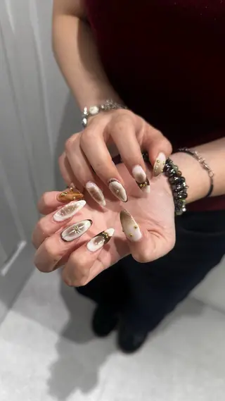 ネイル しおん⭐︎立川 sofaネイリストのネイルデザイン