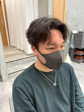 メンズ FLUNSいわき所属・岩岸 すずのヘアスタイル