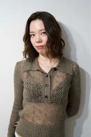 ミディアム 🪞透けヘア髪質改善 艶ベージュ/nagiのヘアスタイル