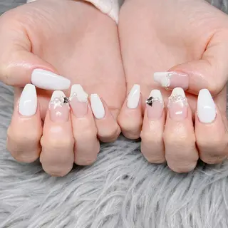 ネイル 個室ネイルサロンDolly  Girl〜ドーリーガール〜所属・DollyGirl KYOKOのネイルデザイン