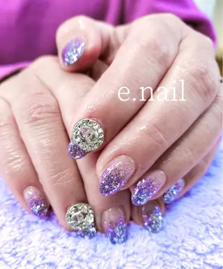 ネイル e.nail所属・和賀井 恵理のネイルデザイン