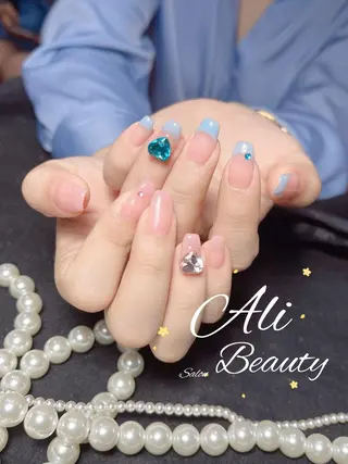 ネイル Ali 新小岩 ネイル専門のネイルデザイン