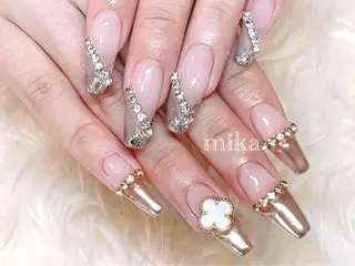 ネイル Nail&eye Belireのネイルデザイン
