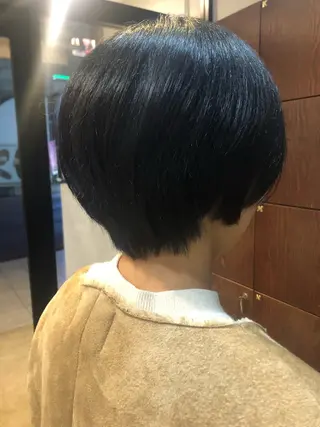 ショート すざき ことみのヘアスタイル