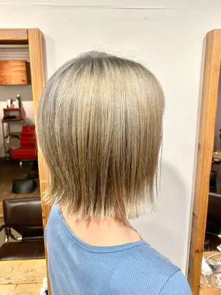 ミディアム わかばやし ゆうこのヘアスタイル