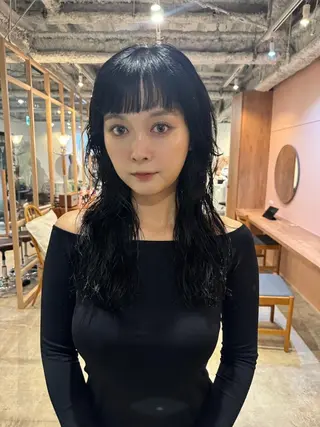 ミディアム パーマ カラー CEINE OURのヘアスタイル