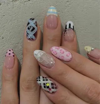 ネイル Heng688 へンのネイルデザイン