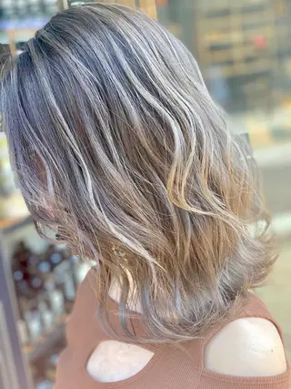 ミディアム カラー THINK SHOP KANTAのヘアスタイル