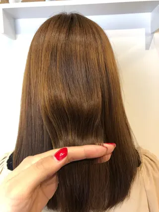 ミディアム カラー 青野 文香のヘアスタイル