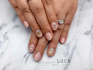 ネイル ネイルアトリエルカ スタッフのネイルデザイン