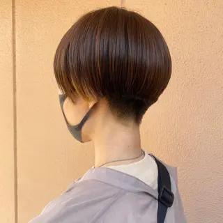 ショート 丸岡 美穂のヘアスタイル