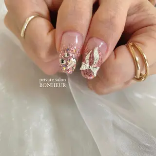 ネイル BONHEUR Annaのネイルデザイン