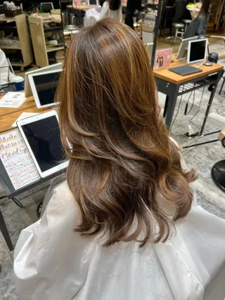 ロング カラー パーマ 💍新宿ショート 💍岩田莉奈のヘアスタイル