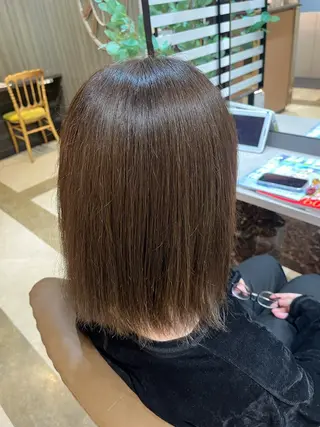 ミディアム カラー 鳥見 若菜のヘアスタイル