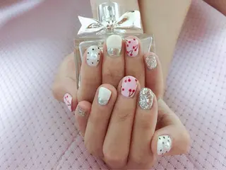 ネイル 辻 依子のネイルデザイン