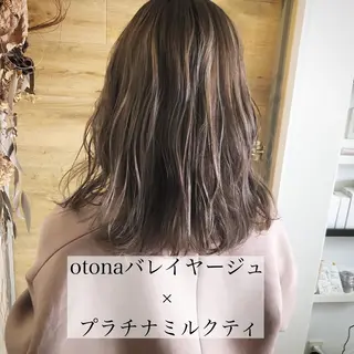 ミディアム カラー テトネ タカシのヘアスタイル