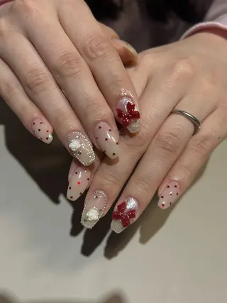 ネイル OAK eyelash&nail 新潟所属・森山 ミチカのネイルデザイン