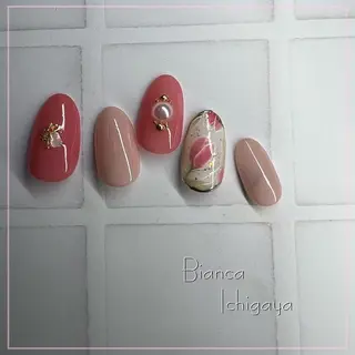 ネイル Bianca . UCHIDAのネイルデザイン