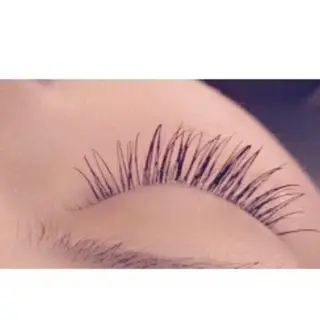 マツエク・マツパ しもかわ かほのヘアスタイル