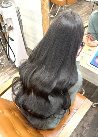 ロング ブリーチ毛対応酸性 ストレート🌈サキのヘアスタイル