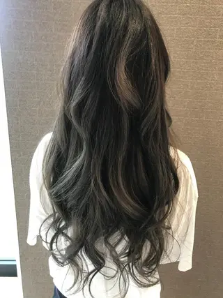 ロング カラー 土屋 貴章のヘアスタイル