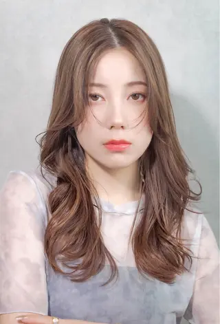 セミロング [似合う小顔カット] 🪽MUNi恵比寿のヘアスタイル