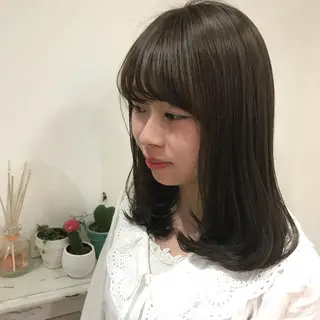 セミロング カラー レイヤー/顔周り /AKARIのヘアスタイル