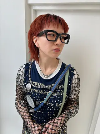 ミディアム 韓国ヘア/ブリーチ無 しWカラー/オリーブのヘアスタイル