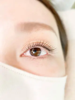 マツエク・マツパ u eyes ななほの眉毛・アイブロウイメージ