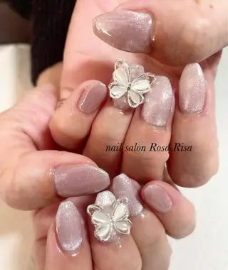 ミディアム ネイル ネイルスタジオ シェイクユアハンズのネイルデザイン