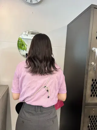 ミディアム INORI /フェイスレイヤーのヘアスタイル