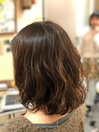ミディアム パーマ 髪質改善　ナカゾノ タケシのヘアスタイル