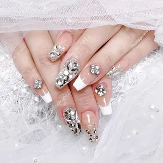 ネイル Queening 🦋のネイルデザイン