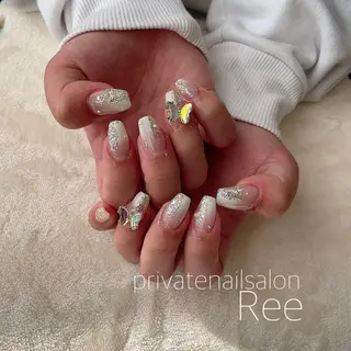 ネイル 知花 梨花のネイルデザイン