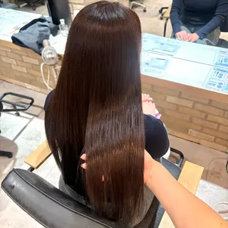 ロング カラー レイヤー/手書きネイ ルCOCORO 🎀のネイルデザイン