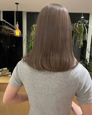 ミディアム カラー オリーブ/縮毛♡ Natsuno🩰のヘアスタイル