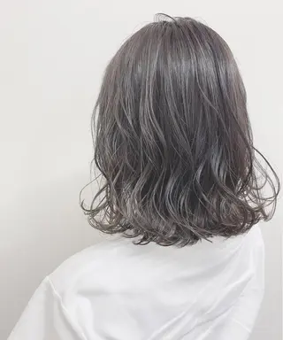 ショート カラー 色白に見える暗髪 梅田・増田のヘアスタイル