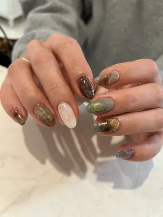 ネイル Salondevi2 isanaのネイルデザイン