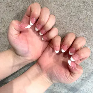 ネイル esby Loely MIZUKIのネイルデザイン