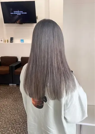ロング 譜久島 かりんのヘアスタイル