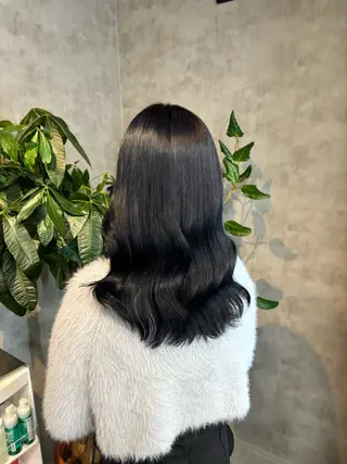 ロング カラー パーマ ヘアアレンジ 透明感ブリーチカラー 🌈TOMOHIROのヘアスタイル