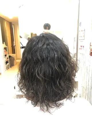 セミロング パーマ メンズ 髪質改善× ハイライト溝江のヘアスタイル