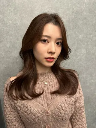 ミディアム 古沢 新のヘアスタイル