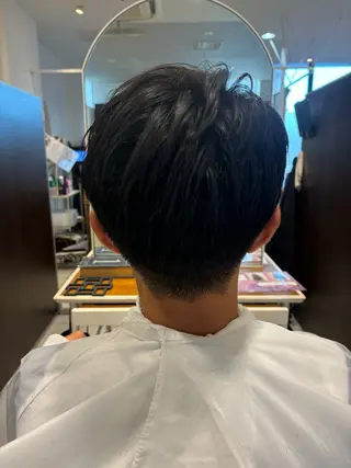 メンズ ルーヴルトータルビューティーサロン生駒所属・橋本 友稀のヘアスタイル