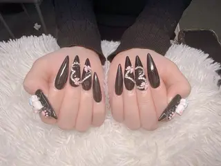 ネイル Lady Nails 1993所属・タナカ フォンのネイルデザイン