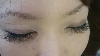 マツエク・マツパ NINU所属・アサカワ マキの眉毛・アイブロウイメージ