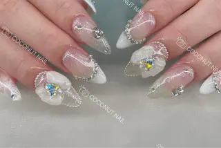 ネイル 神田 ココナッツのネイルデザイン