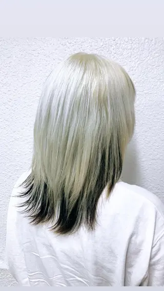 ショート カラー 🧨ブリーチー×ボブ レイヤー💎じゅえるのヘアスタイル